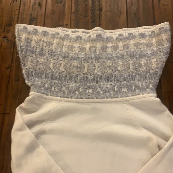 WHBM Off-The-Shoulder Cable Sparkle Sweater - Size XXSP - Picture 3 of 4